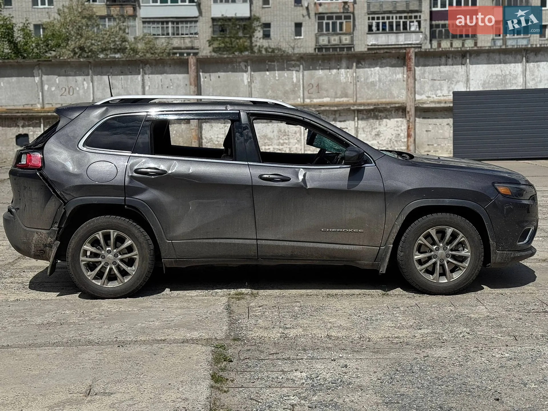 2019 Jeep Cherokee - мініатюра 6