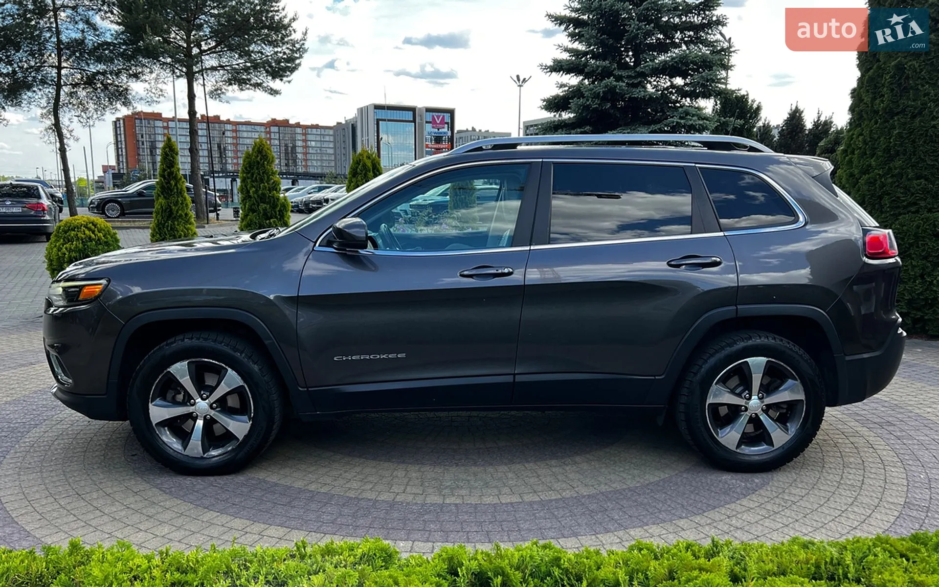 2018 Jeep Cherokee - мініатюра 4