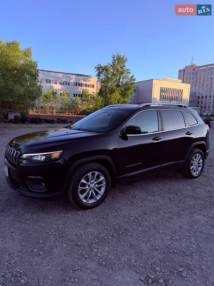 2019 Jeep Cherokee - мініатюра 16
