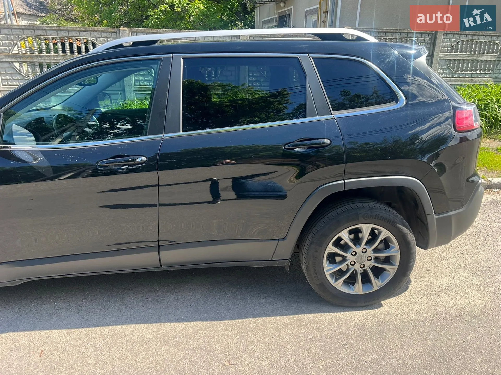2019 Jeep Cherokee - мініатюра 3