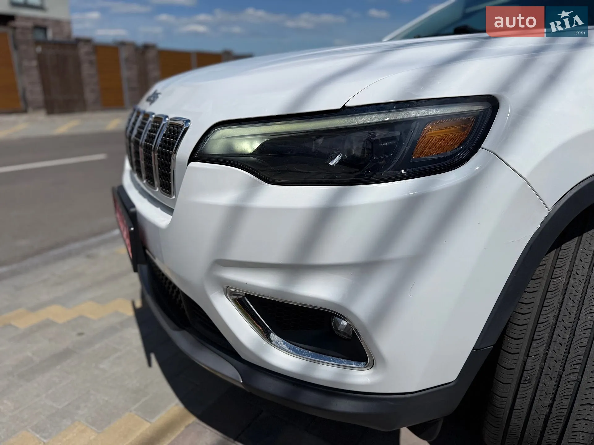 2020 Jeep Cherokee - мініатюра 6