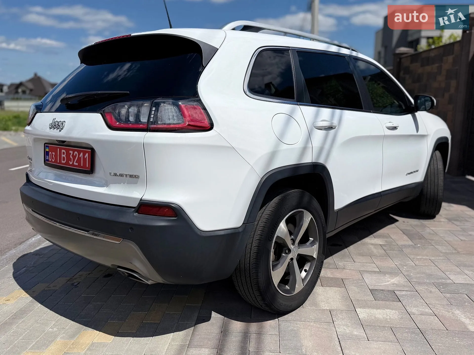 2020 Jeep Cherokee - мініатюра 23