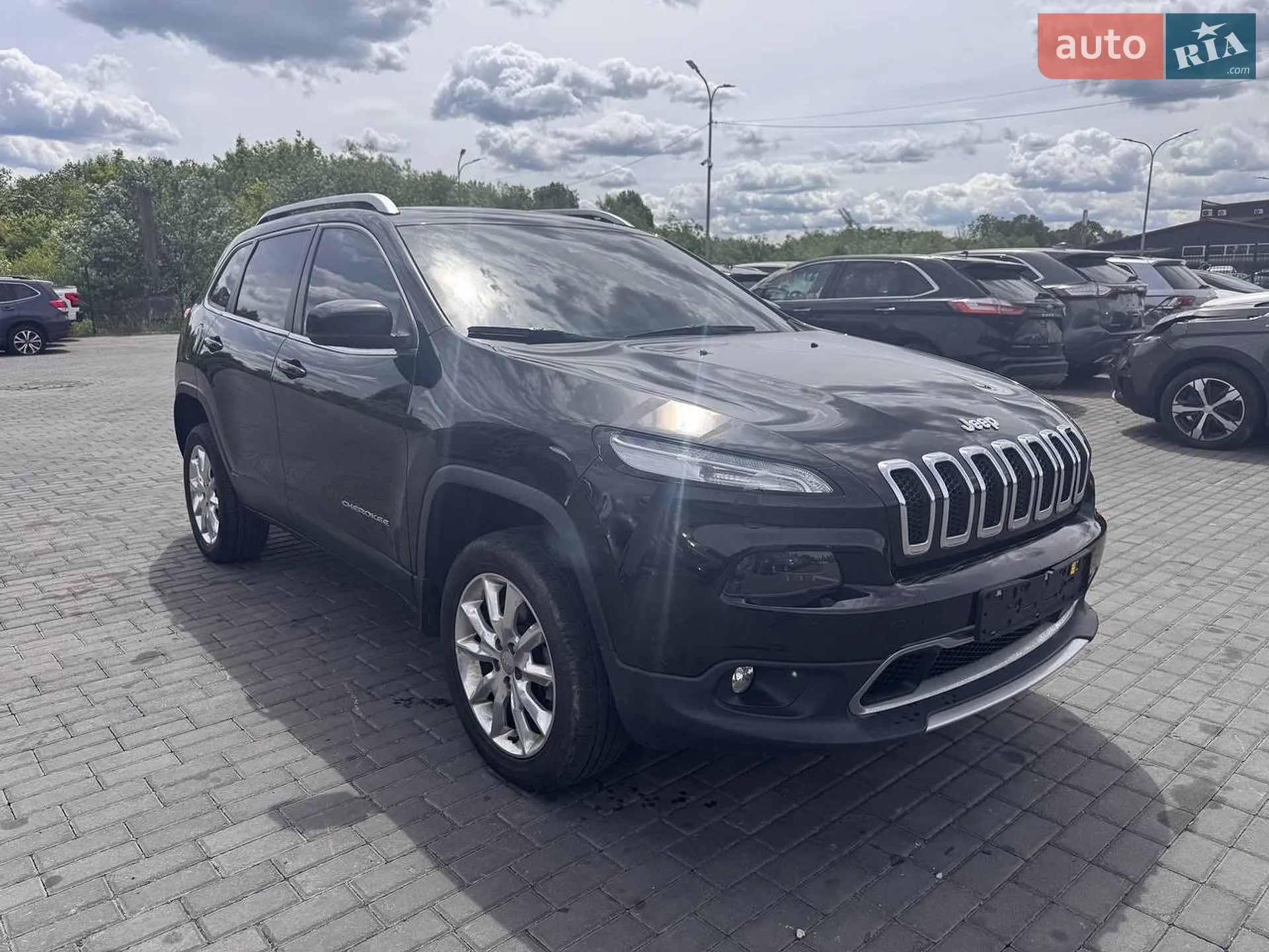 2017 Jeep Cherokee - мініатюра 6