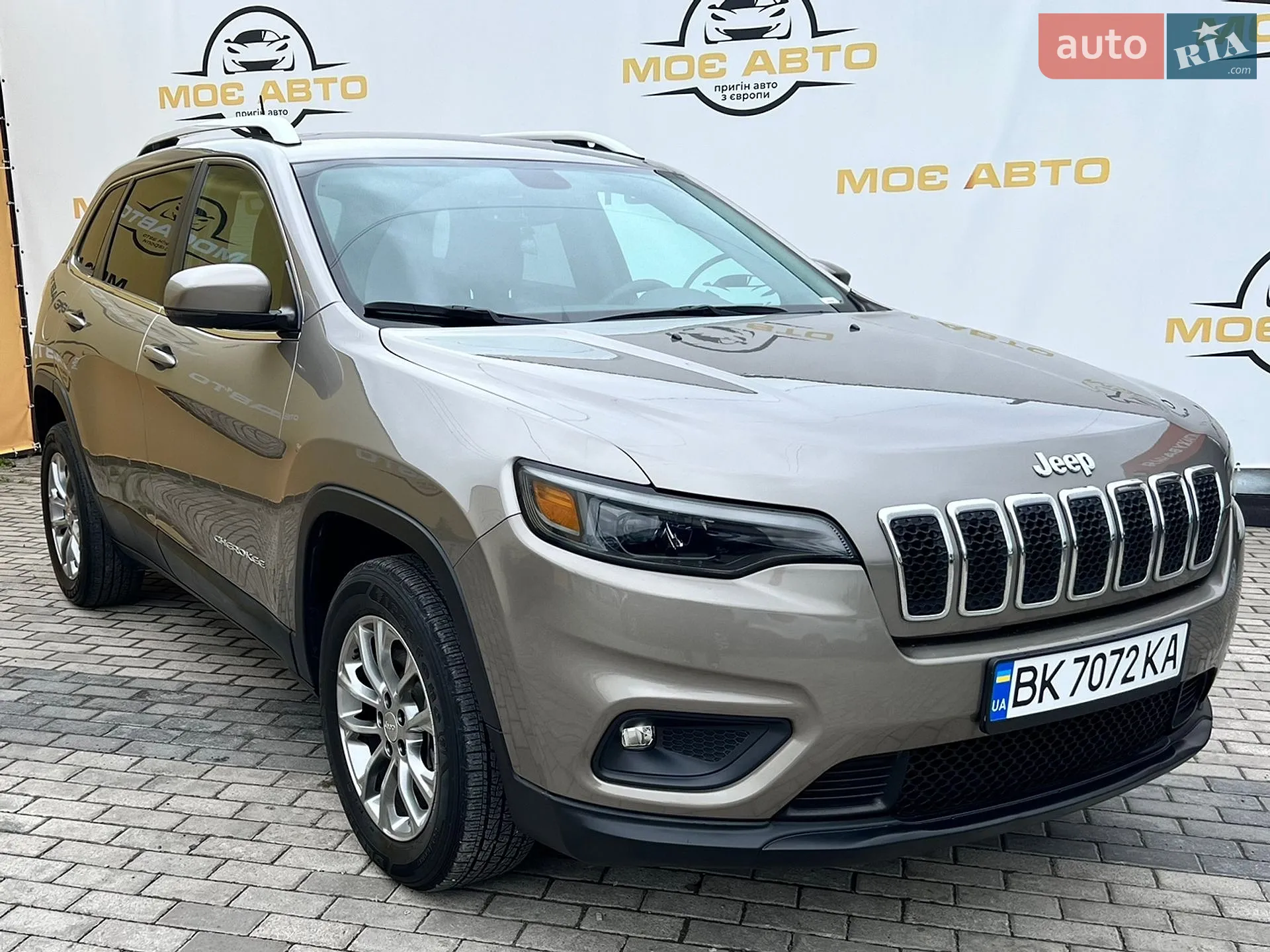 2019 Jeep Cherokee - мініатюра 3