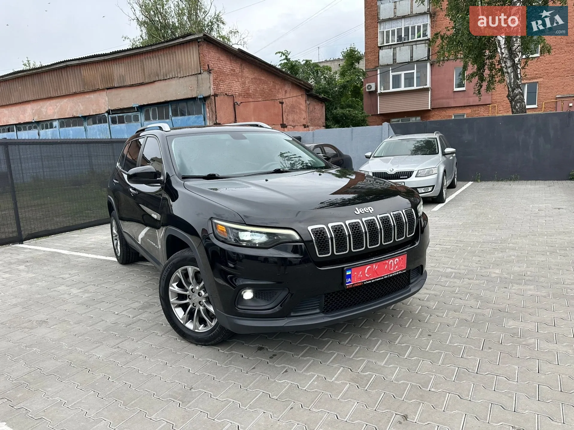 2019 Jeep Cherokee - мініатюра 2