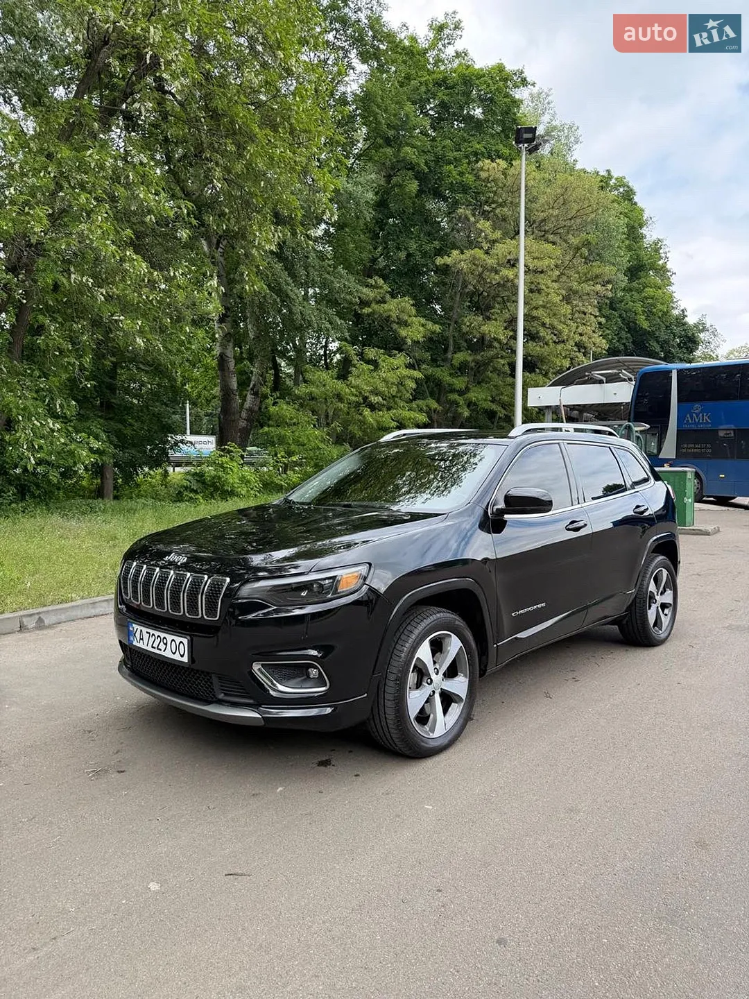 2019 Jeep Cherokee - фото 1