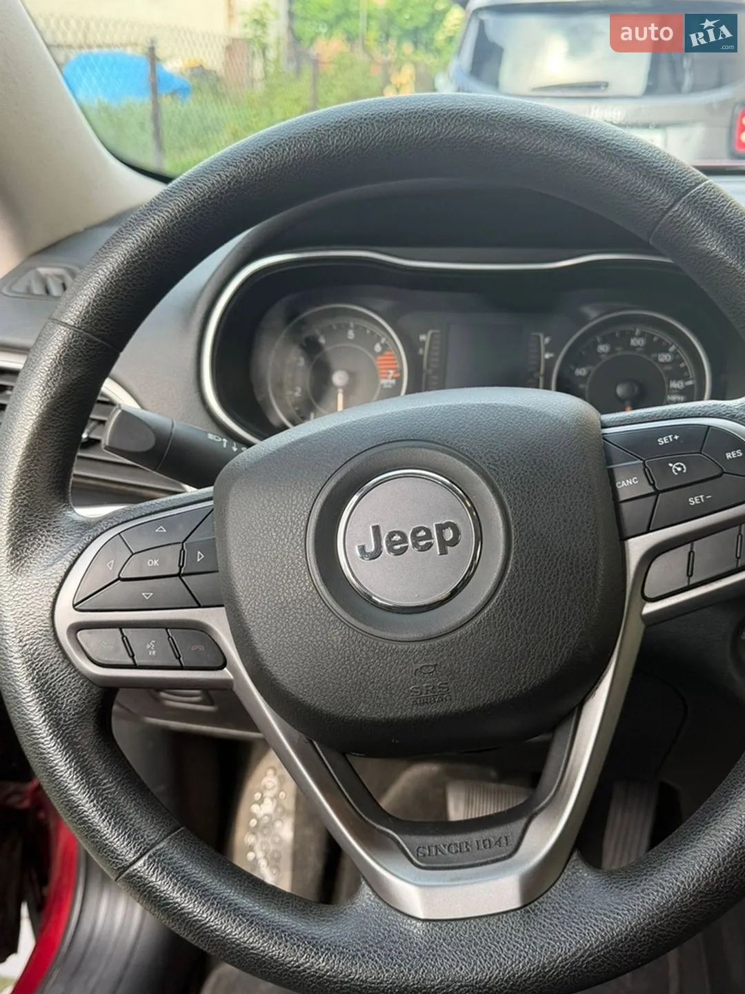 2019 Jeep Cherokee - мініатюра 7