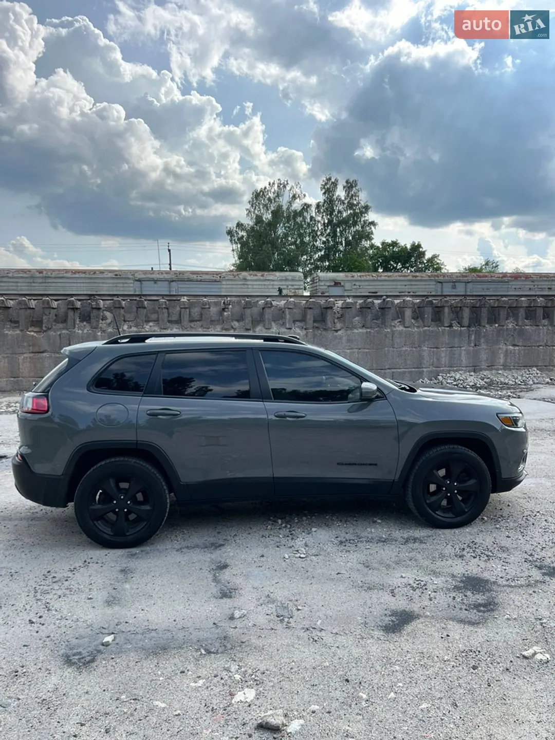 2021 Jeep Cherokee - мініатюра 10