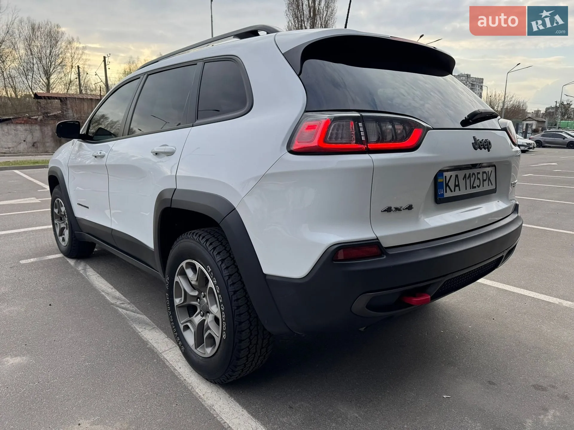2022 Jeep Cherokee - мініатюра 13