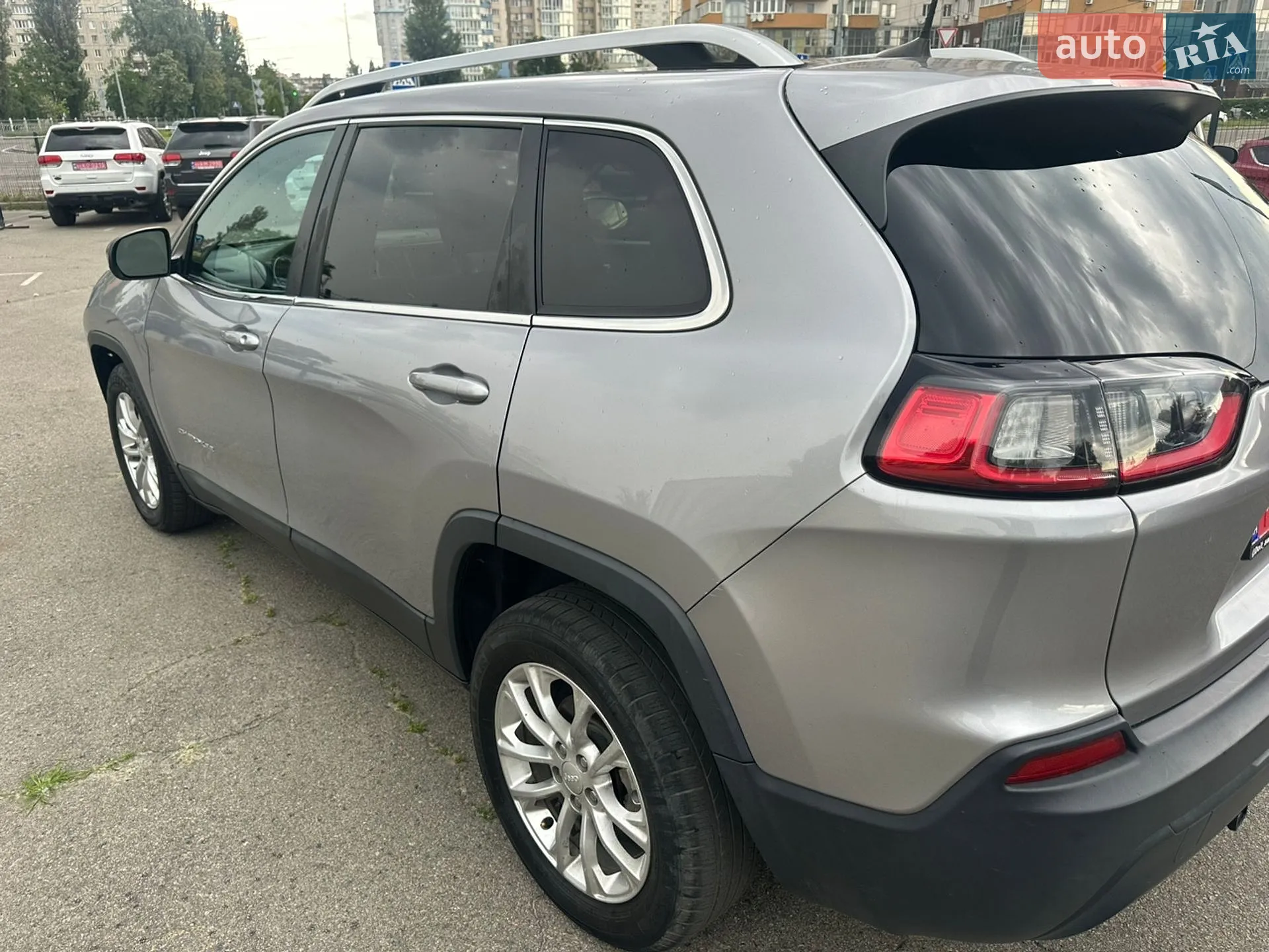 2018 Jeep Cherokee - мініатюра 16