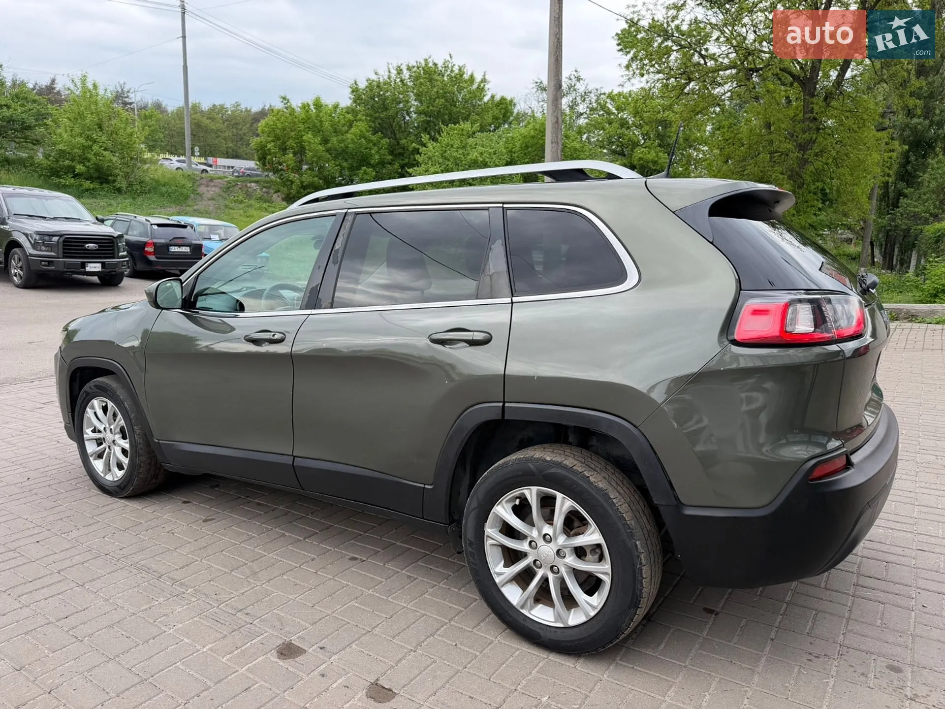 2018 Jeep Cherokee - мініатюра 10