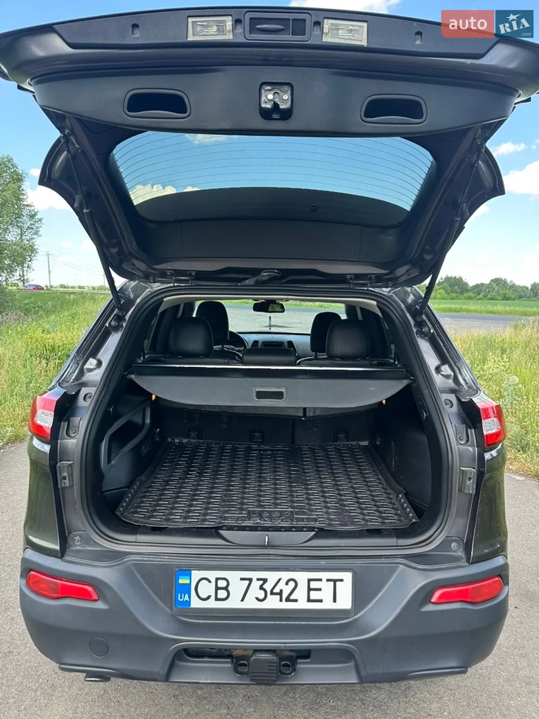2016 Jeep Cherokee - мініатюра 13