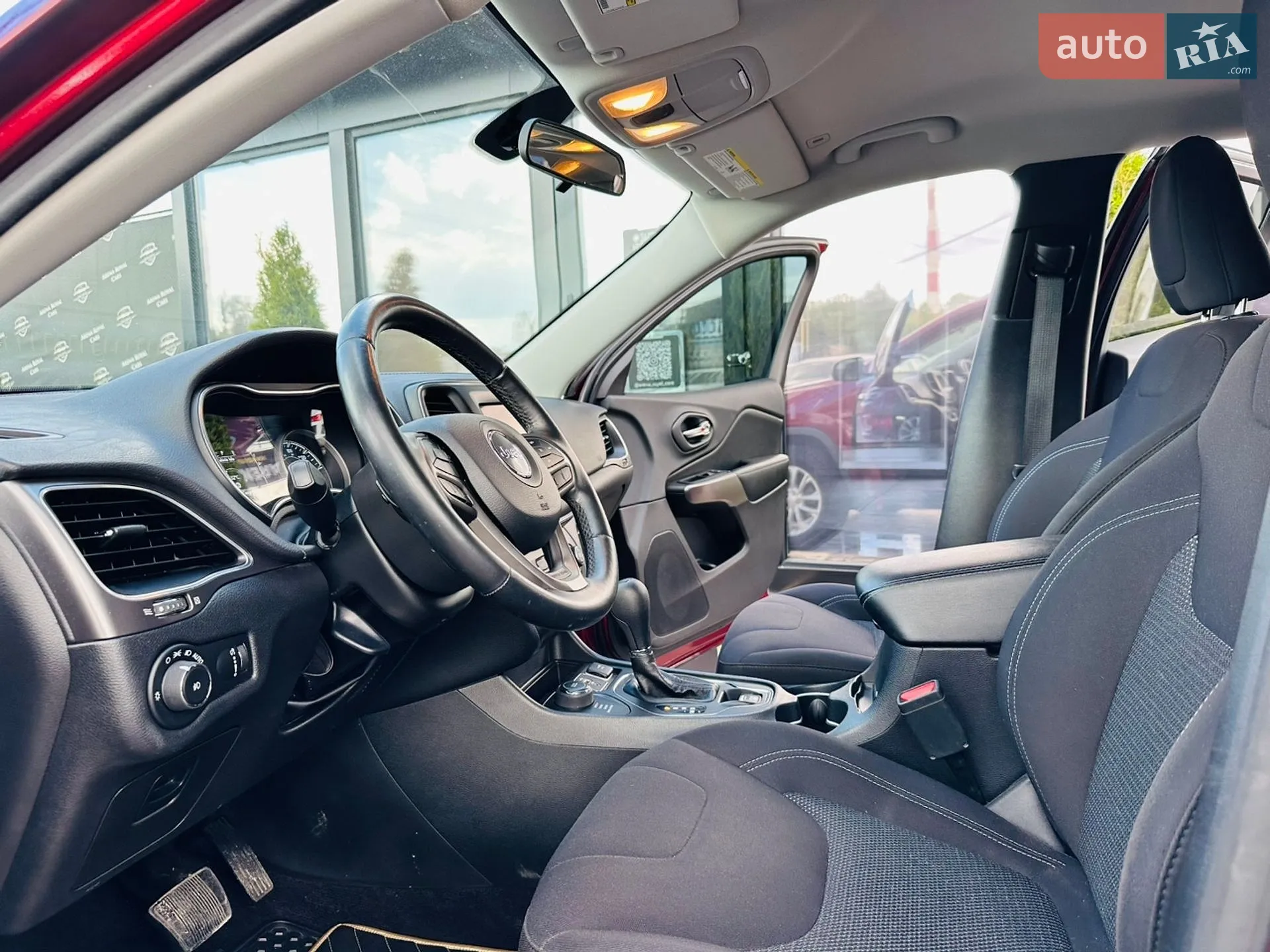 2018 Jeep Cherokee - мініатюра 12