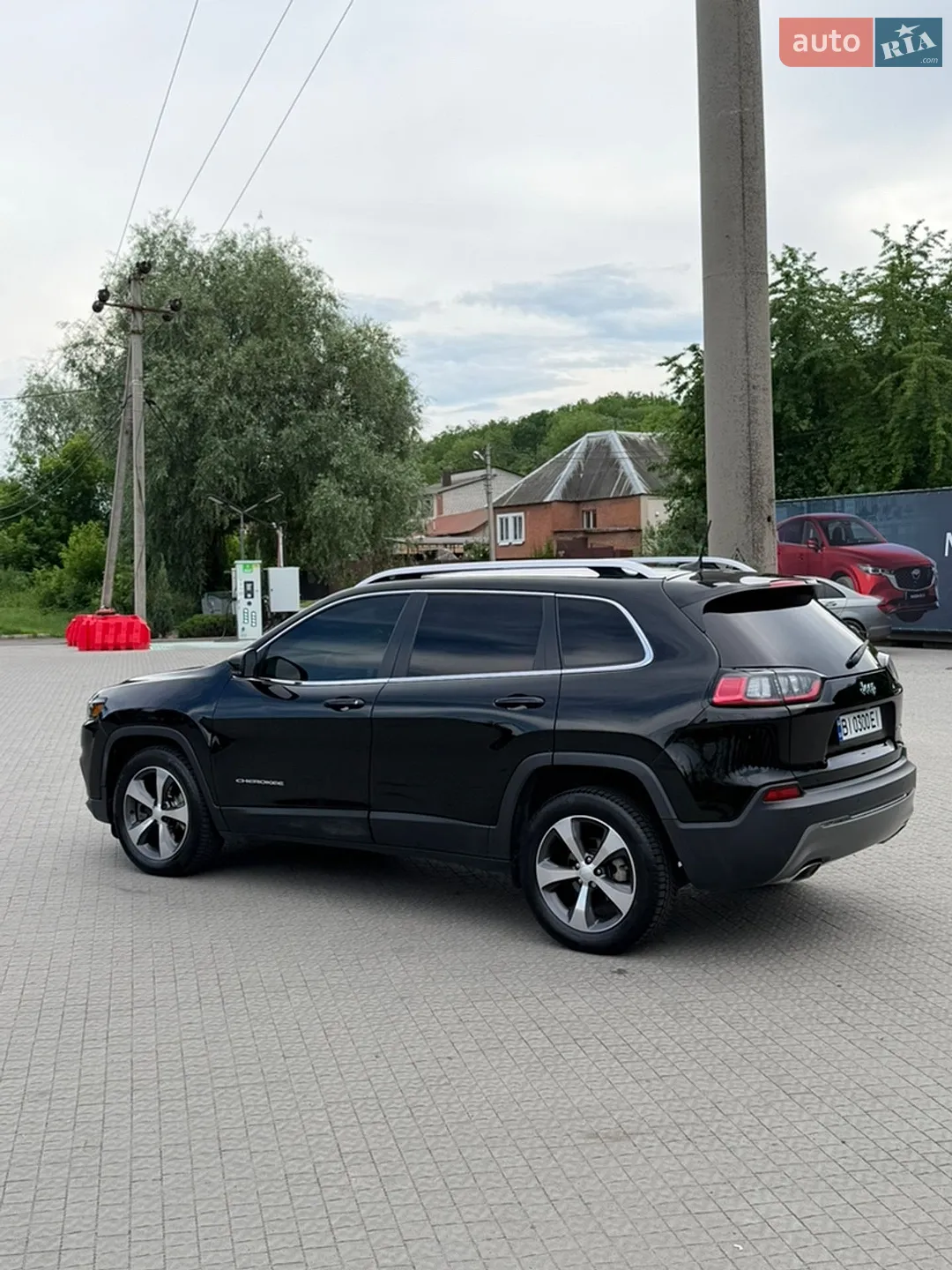 2018 Jeep Cherokee - мініатюра 16