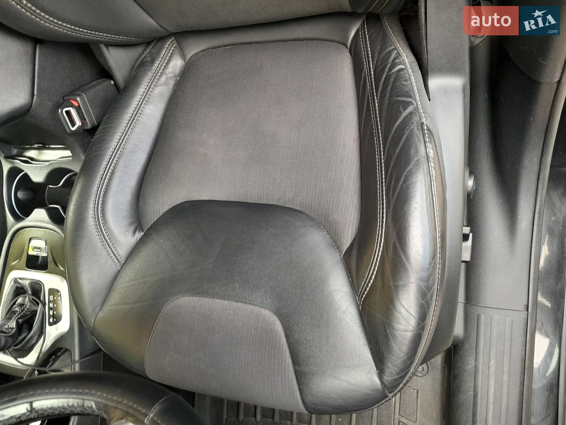 2017 Jeep Cherokee - мініатюра 25
