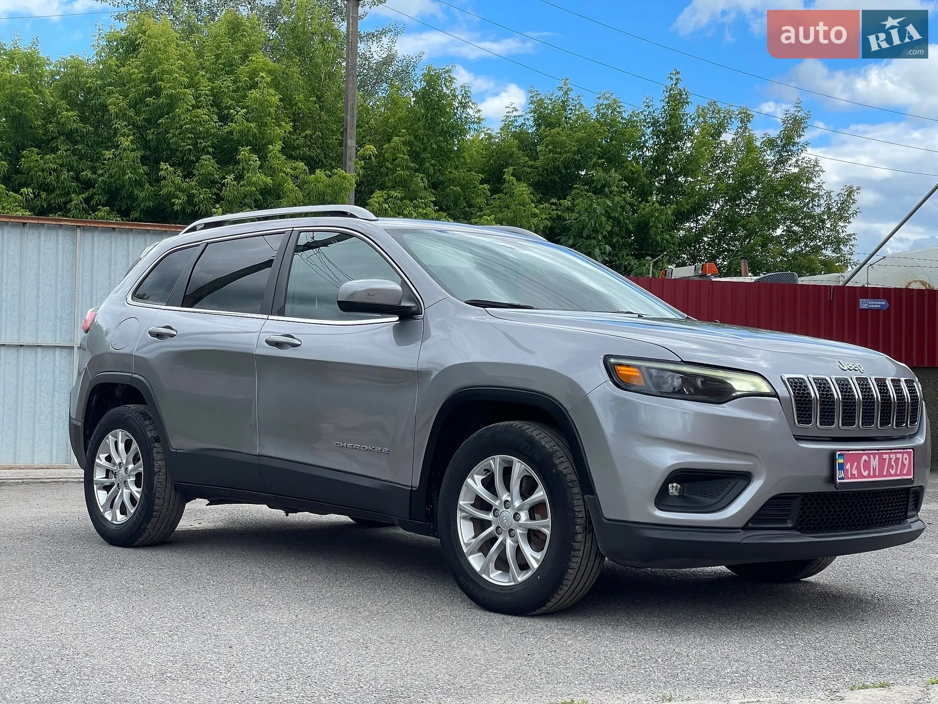 AUTO.RIA – Продам Джип Чероки 2019 бензин 2.36 внедорожник