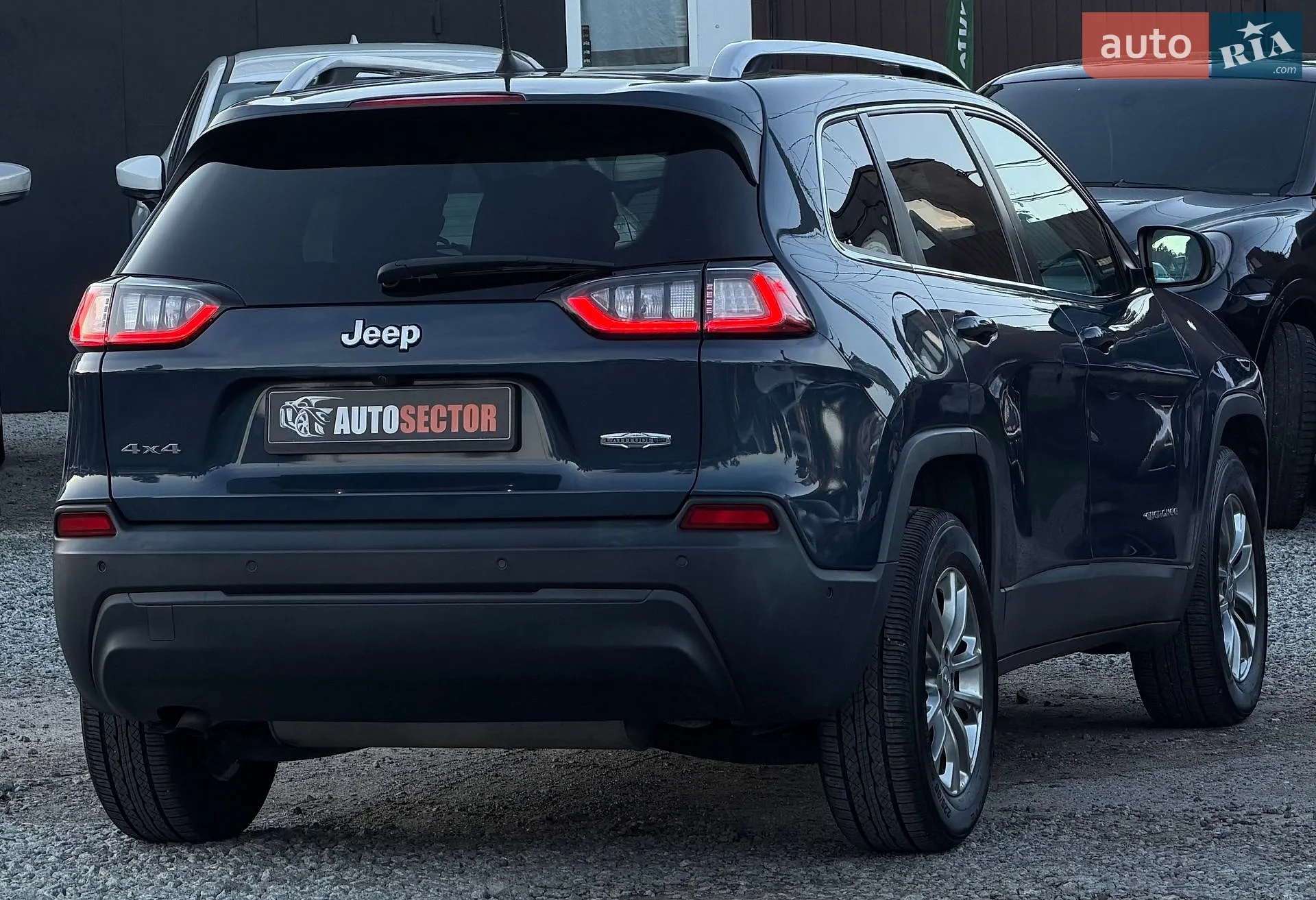 2021 Jeep Cherokee - мініатюра 7