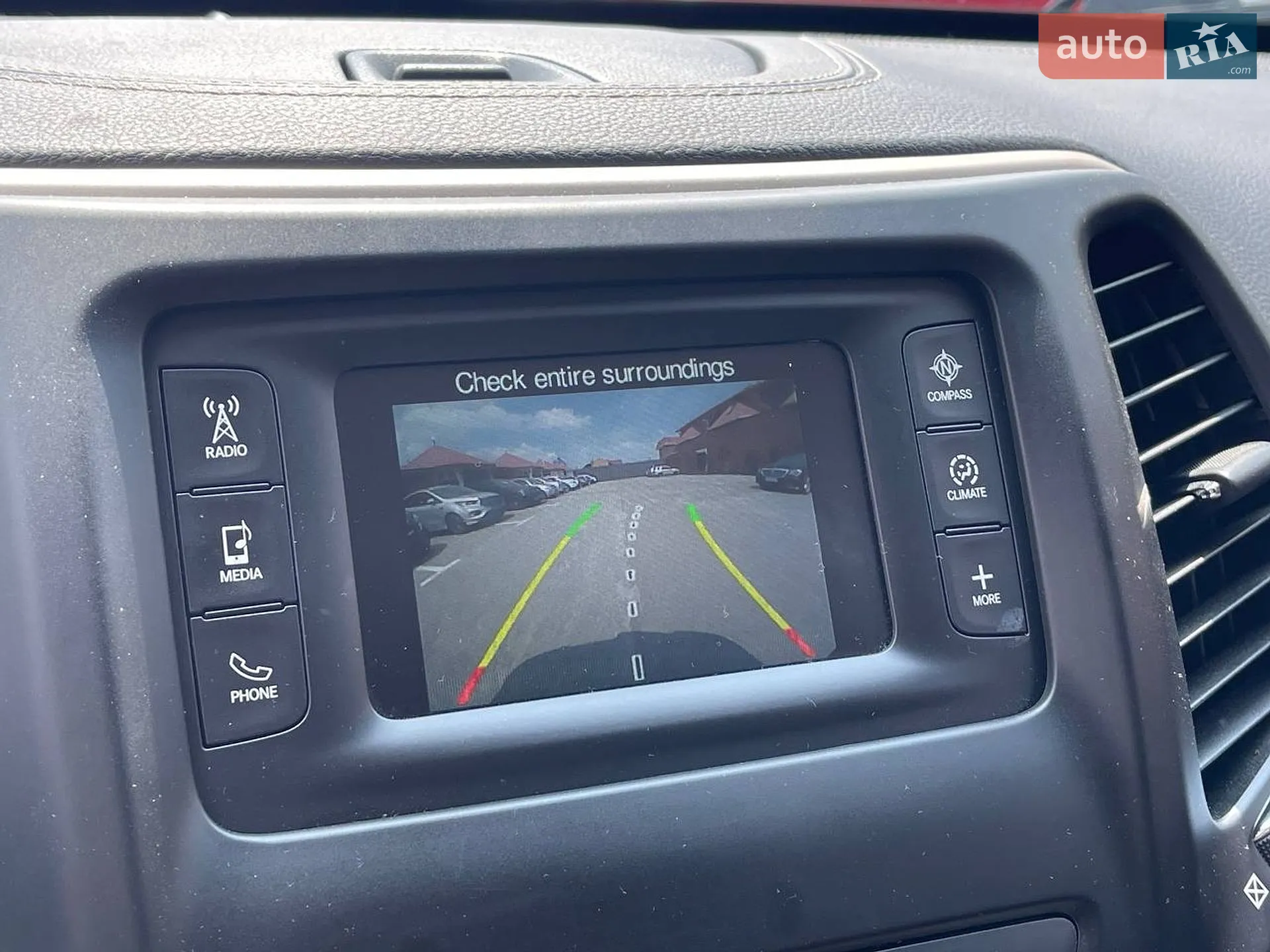 2015 Jeep Cherokee - мініатюра 18