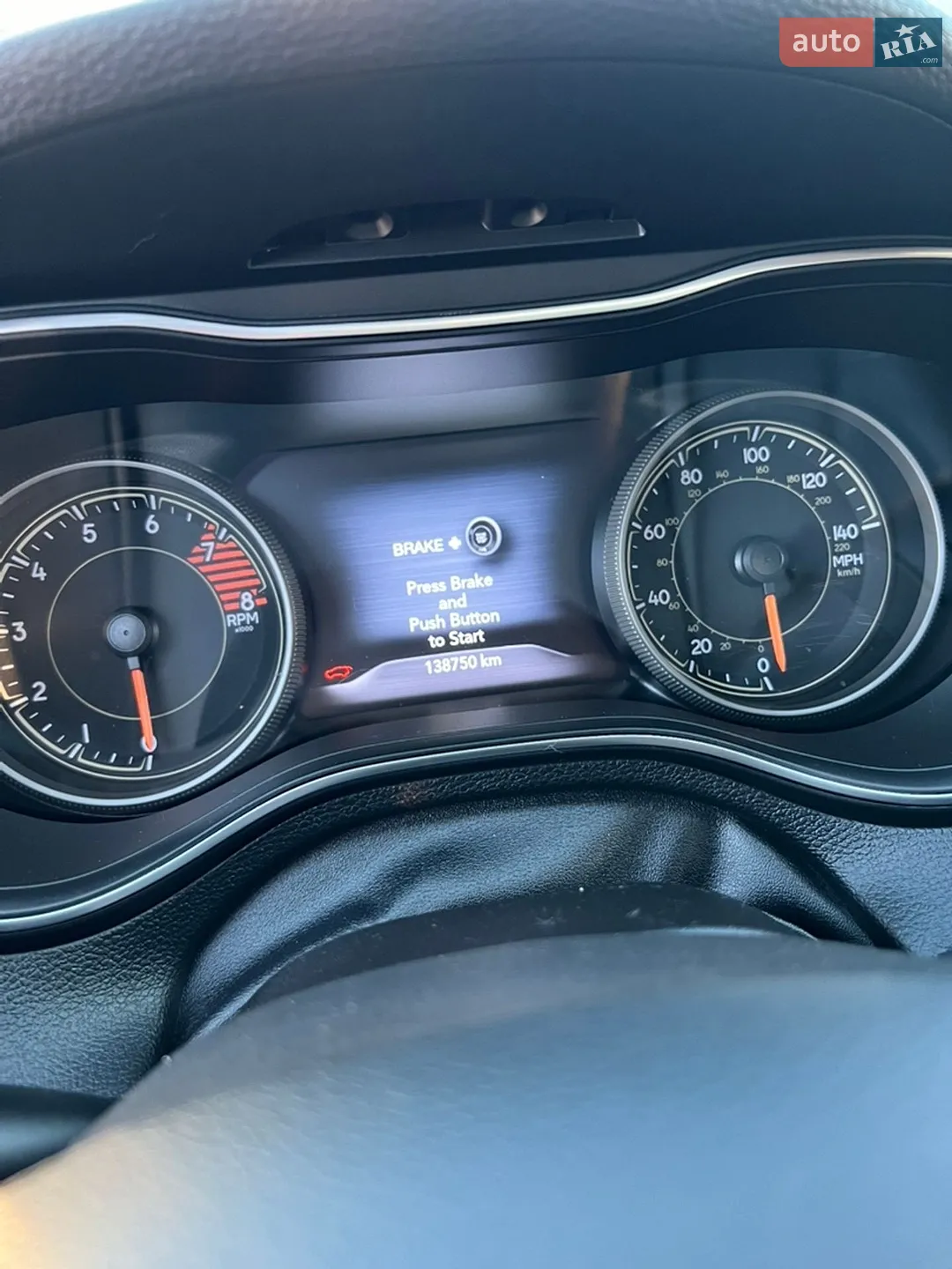 2020 Jeep Cherokee - мініатюра 21