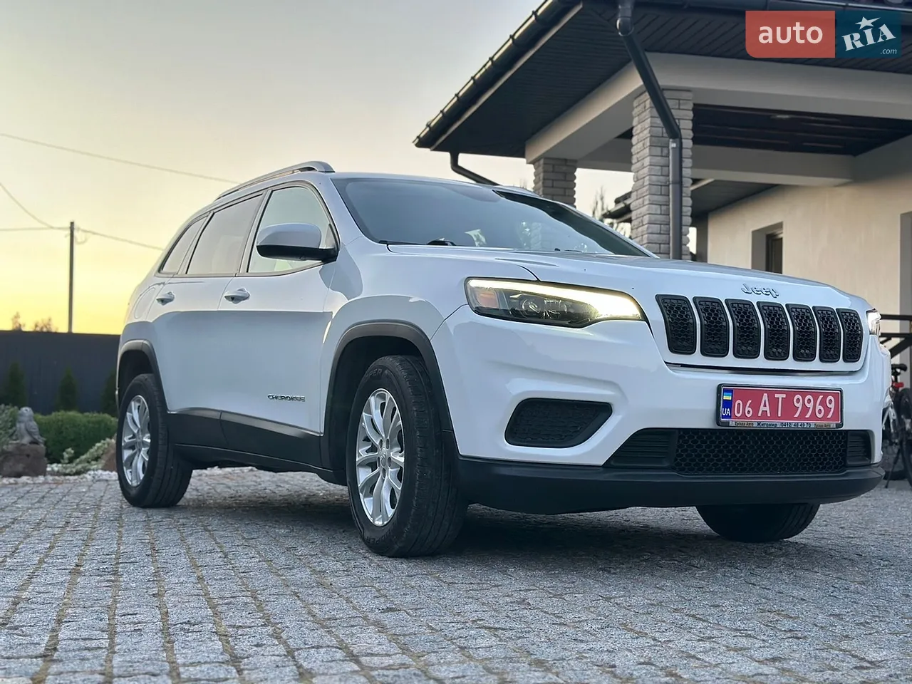 2019 Jeep Cherokee - мініатюра 48