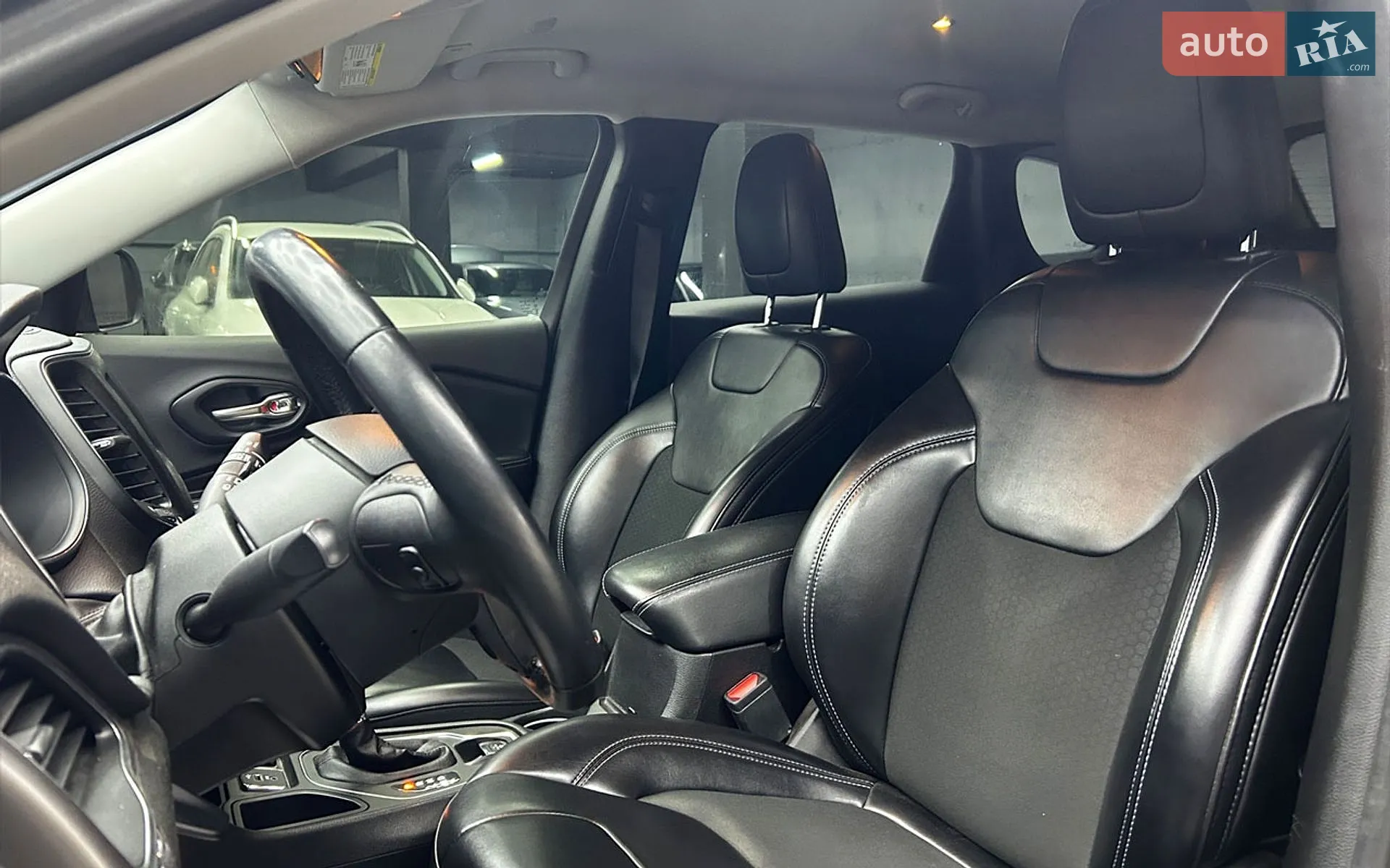 2018 Jeep Cherokee - мініатюра 9