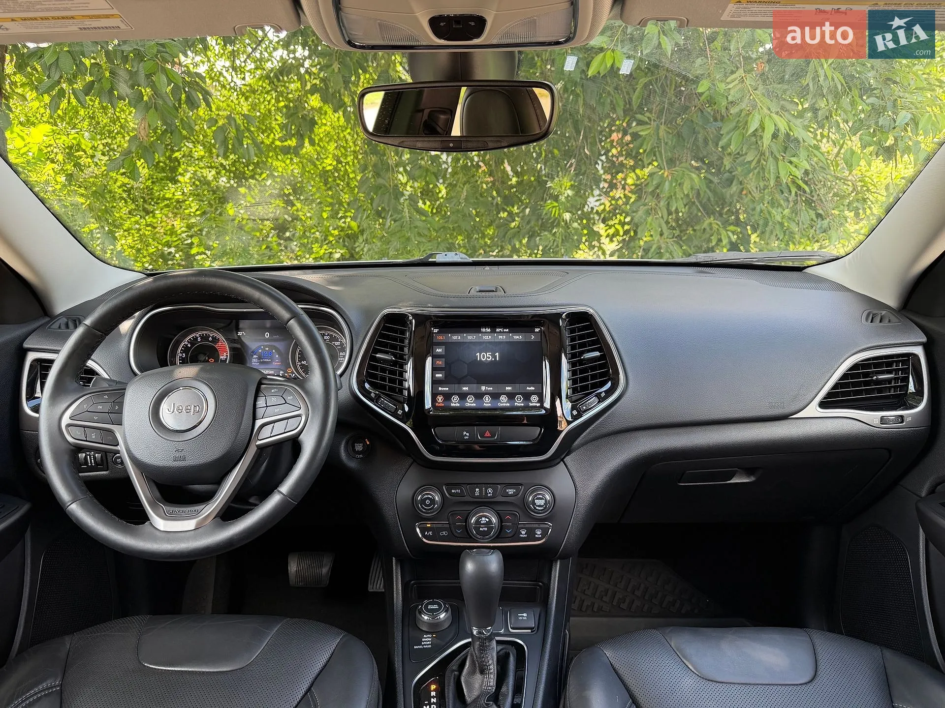 2019 Jeep Cherokee - мініатюра 28