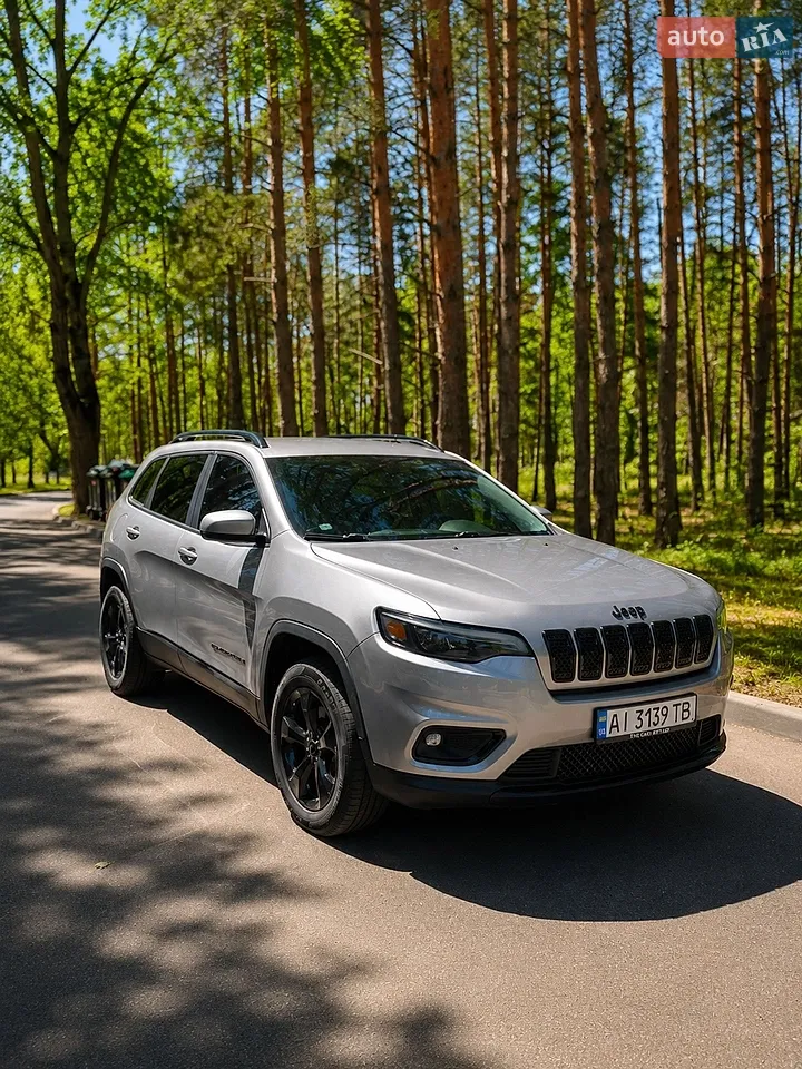 2017 Jeep Cherokee - мініатюра 10