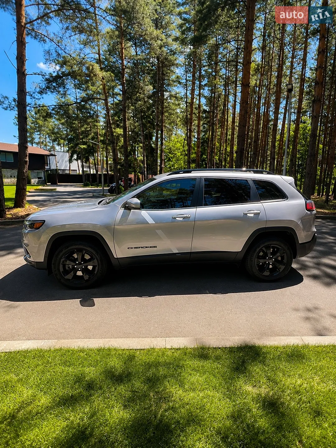2018 Jeep Cherokee - мініатюра 5