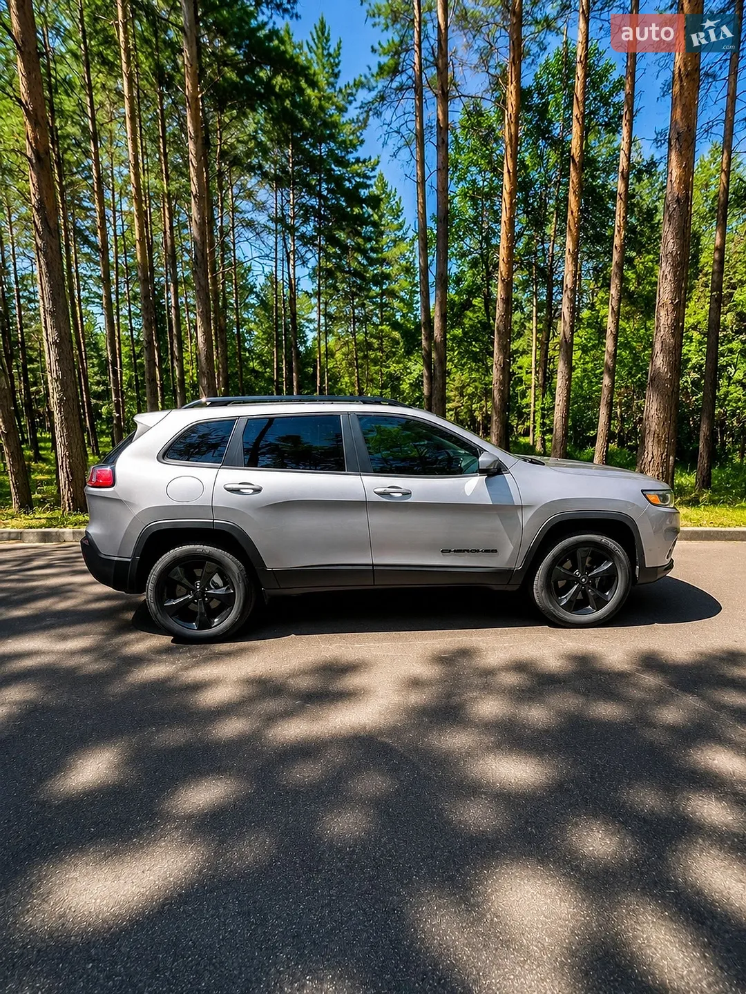2018 Jeep Cherokee - мініатюра 9