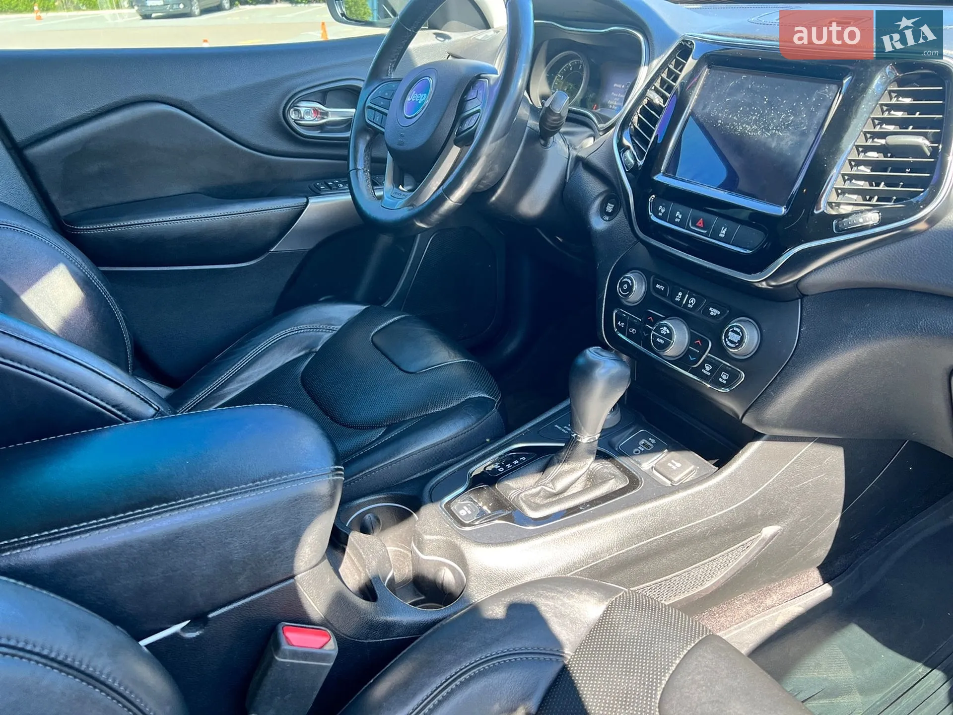 2018 Jeep Cherokee - мініатюра 20
