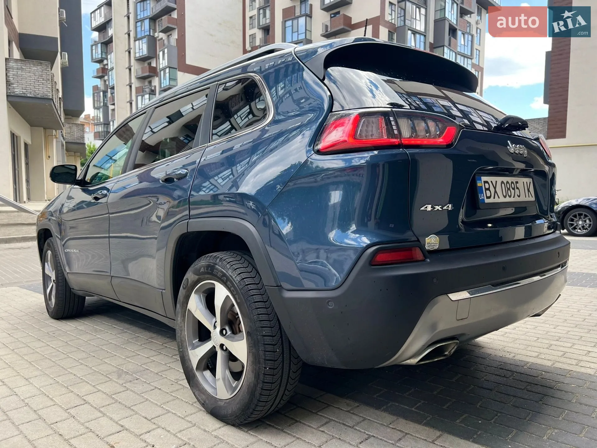 2020 Jeep Cherokee - мініатюра 6