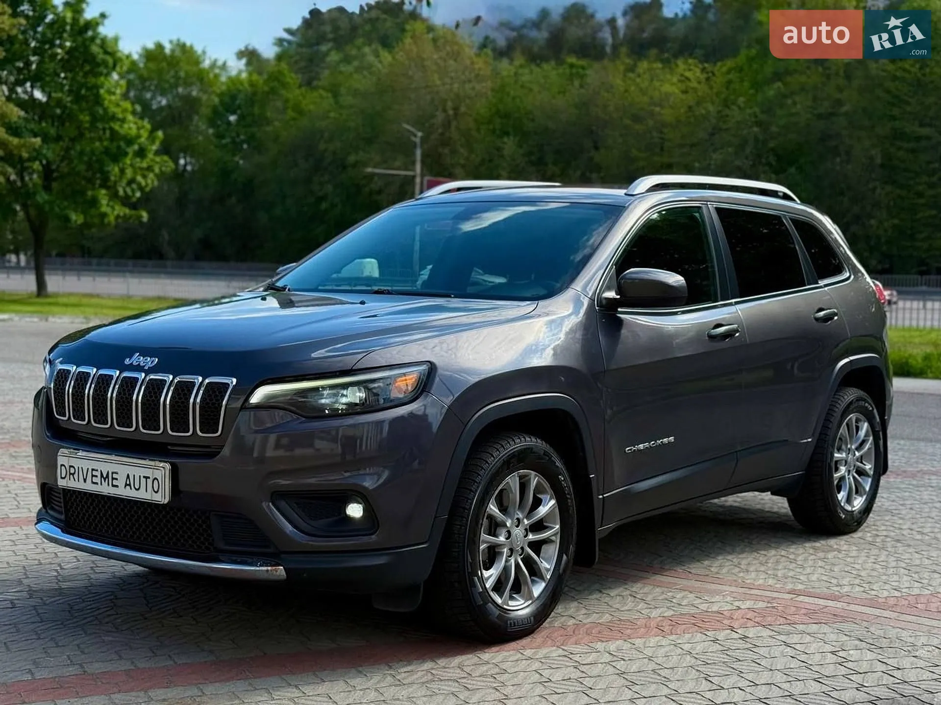 2018 Jeep Cherokee - мініатюра 3