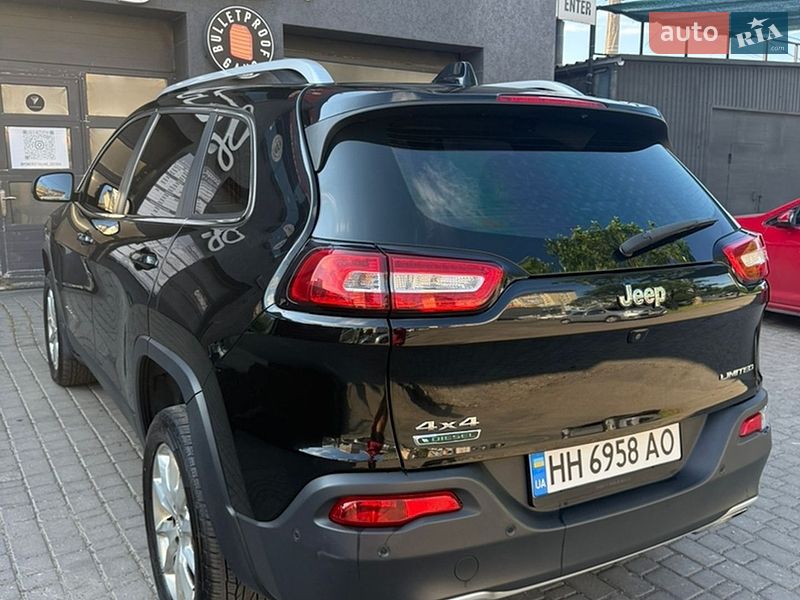 Внедорожник / Кроссовер Jeep Cherokee 2017 в Одессе