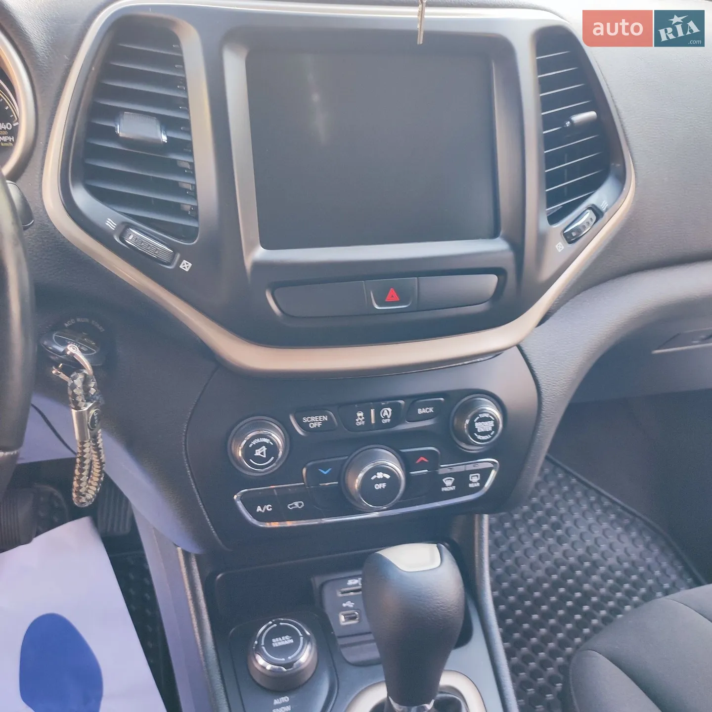 2016 Jeep Cherokee - мініатюра 26