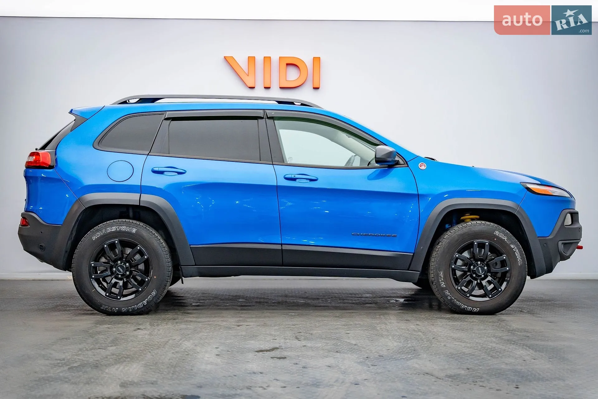2017 Jeep Cherokee - мініатюра 4