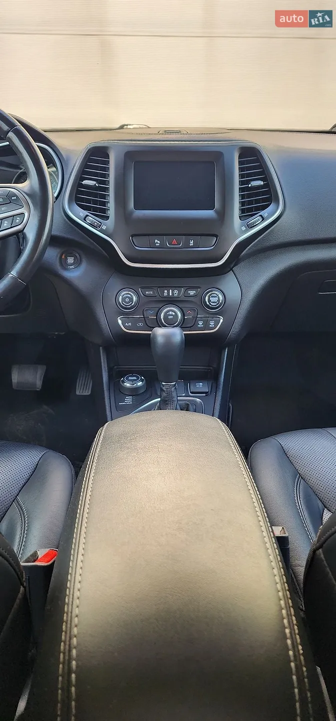 2020 Jeep Cherokee - мініатюра 7