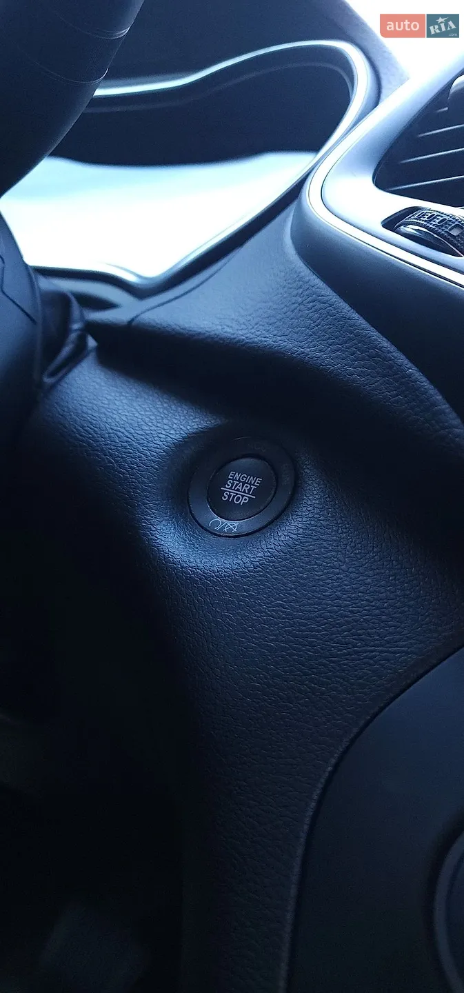 2020 Jeep Cherokee - мініатюра 16