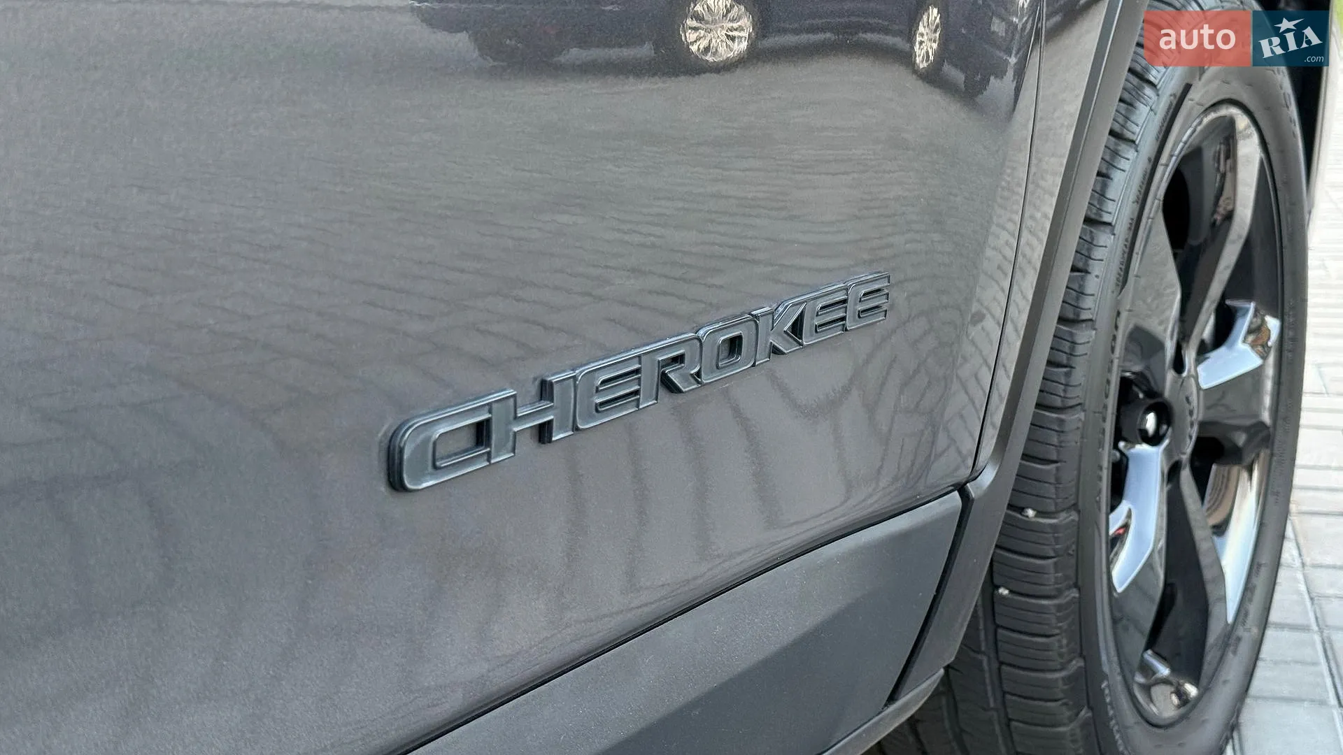 2021 Jeep Cherokee - мініатюра 12