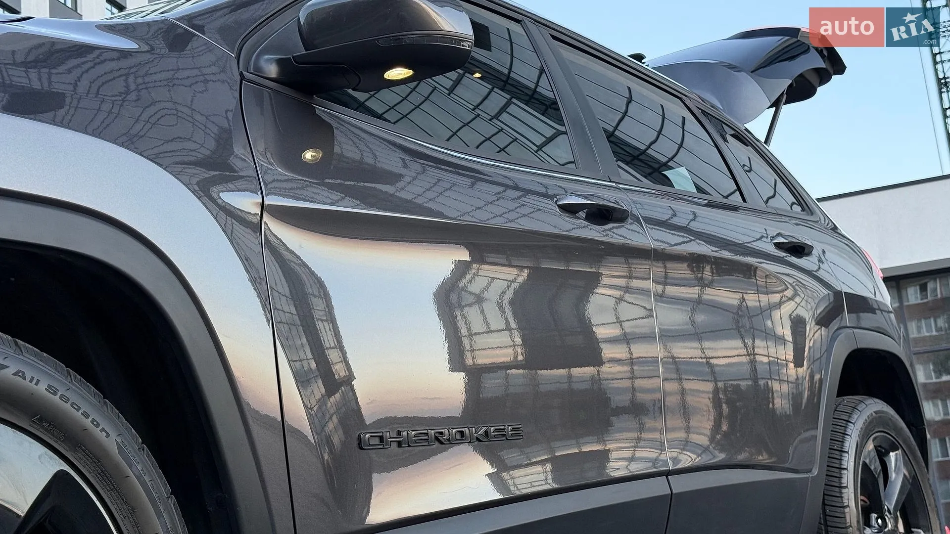 2021 Jeep Cherokee - мініатюра 23