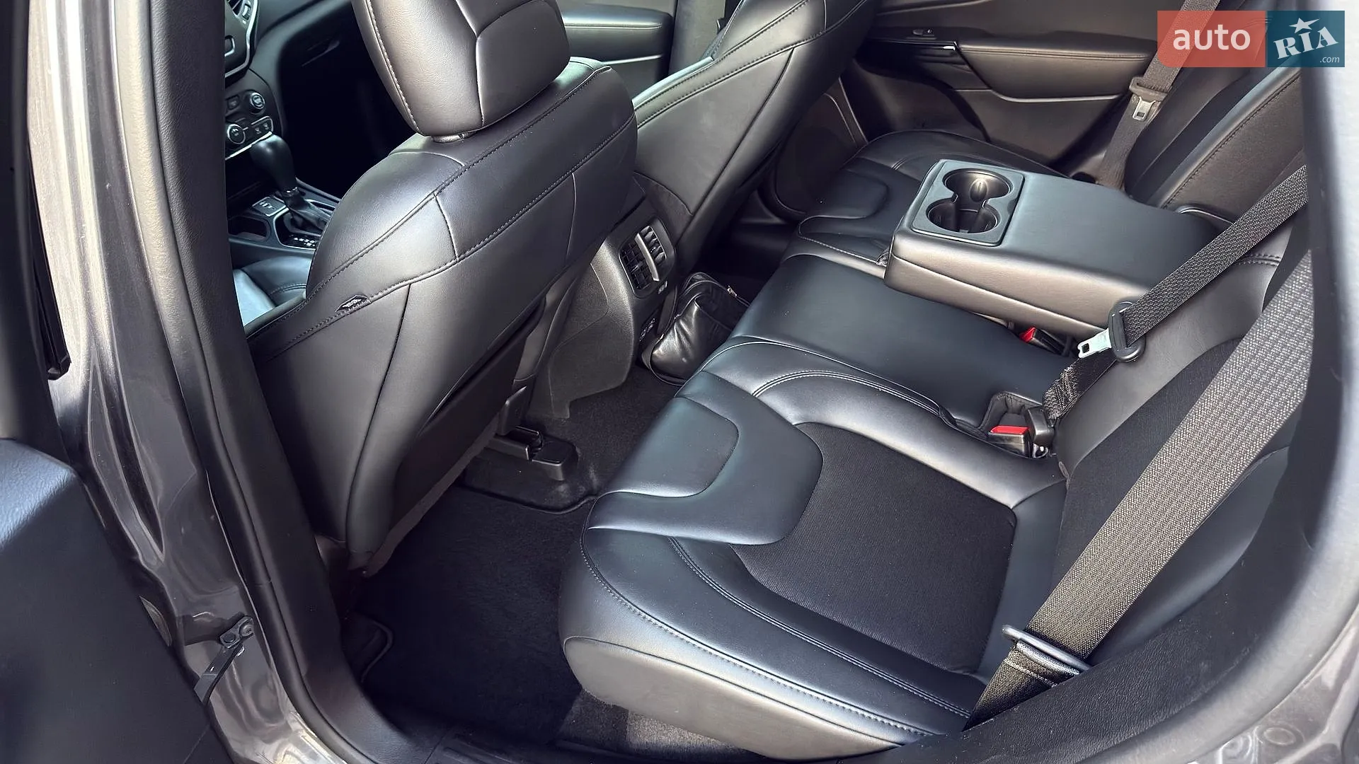 2021 Jeep Cherokee - мініатюра 39