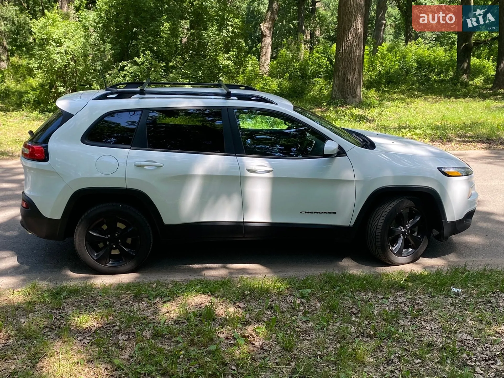 2015 Jeep Cherokee - мініатюра 6