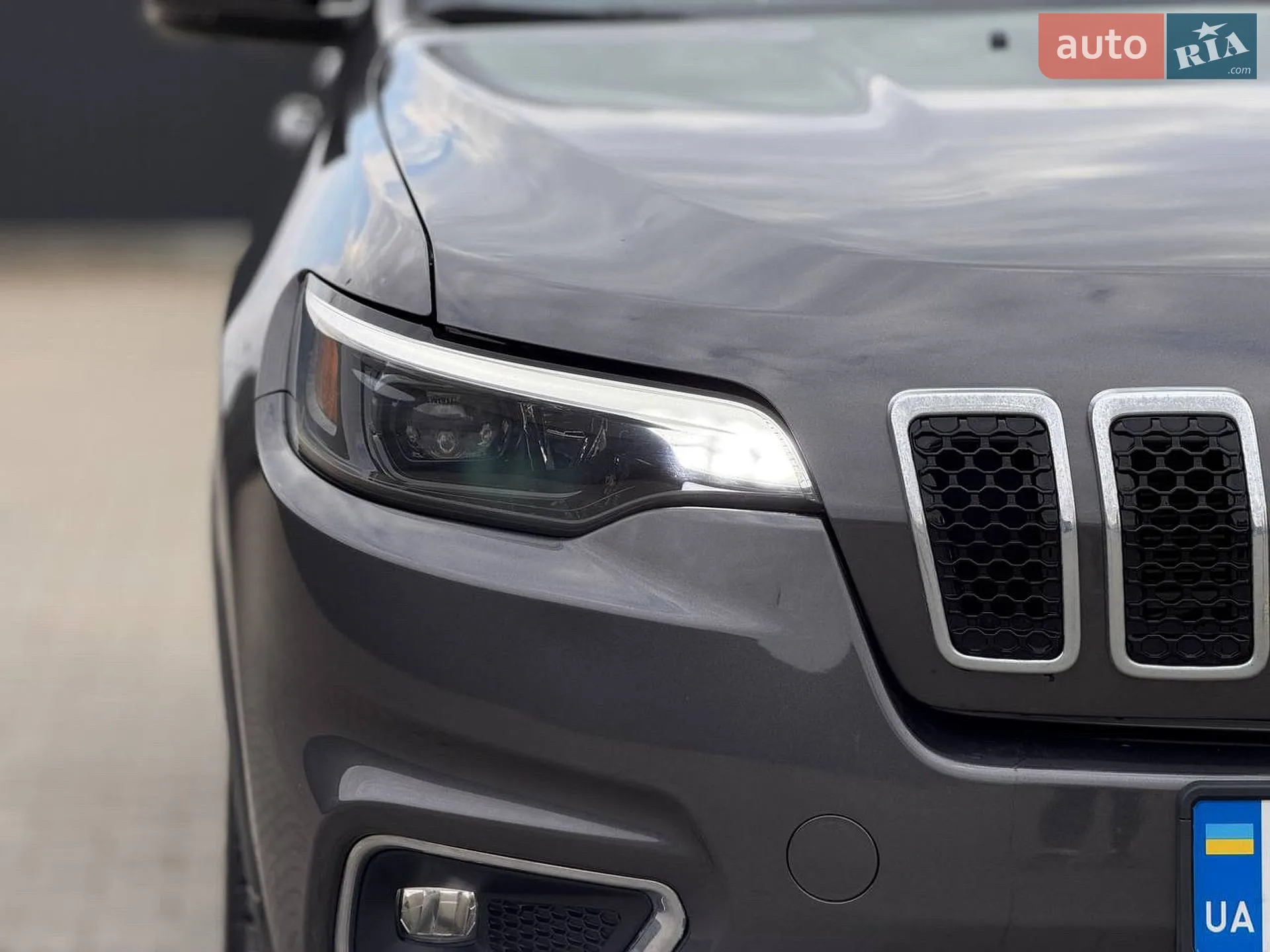 2019 Jeep Cherokee - мініатюра 36