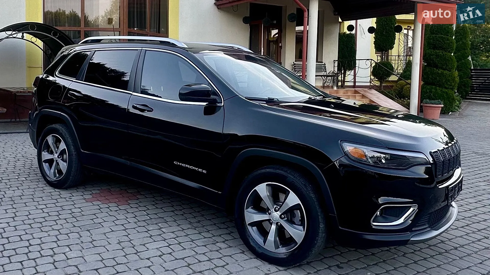 2018 Jeep Cherokee - мініатюра 8