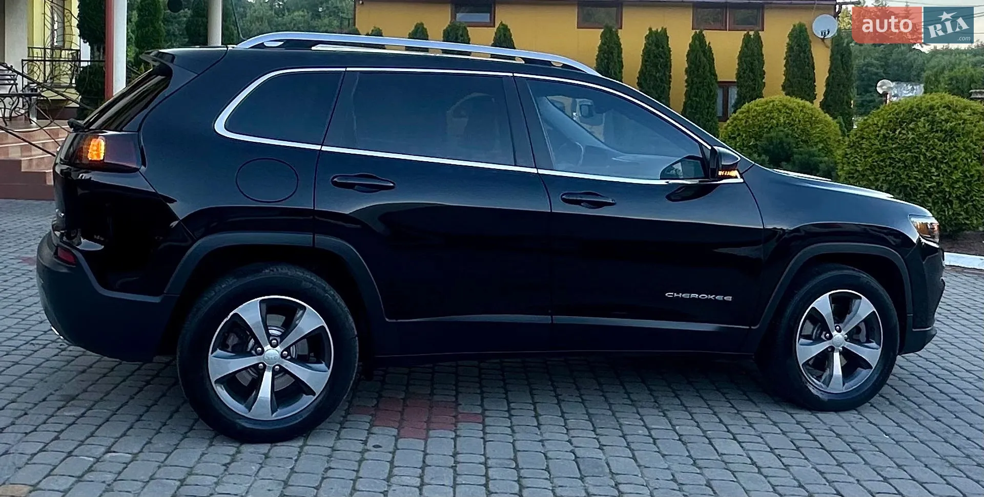 2018 Jeep Cherokee - мініатюра 11