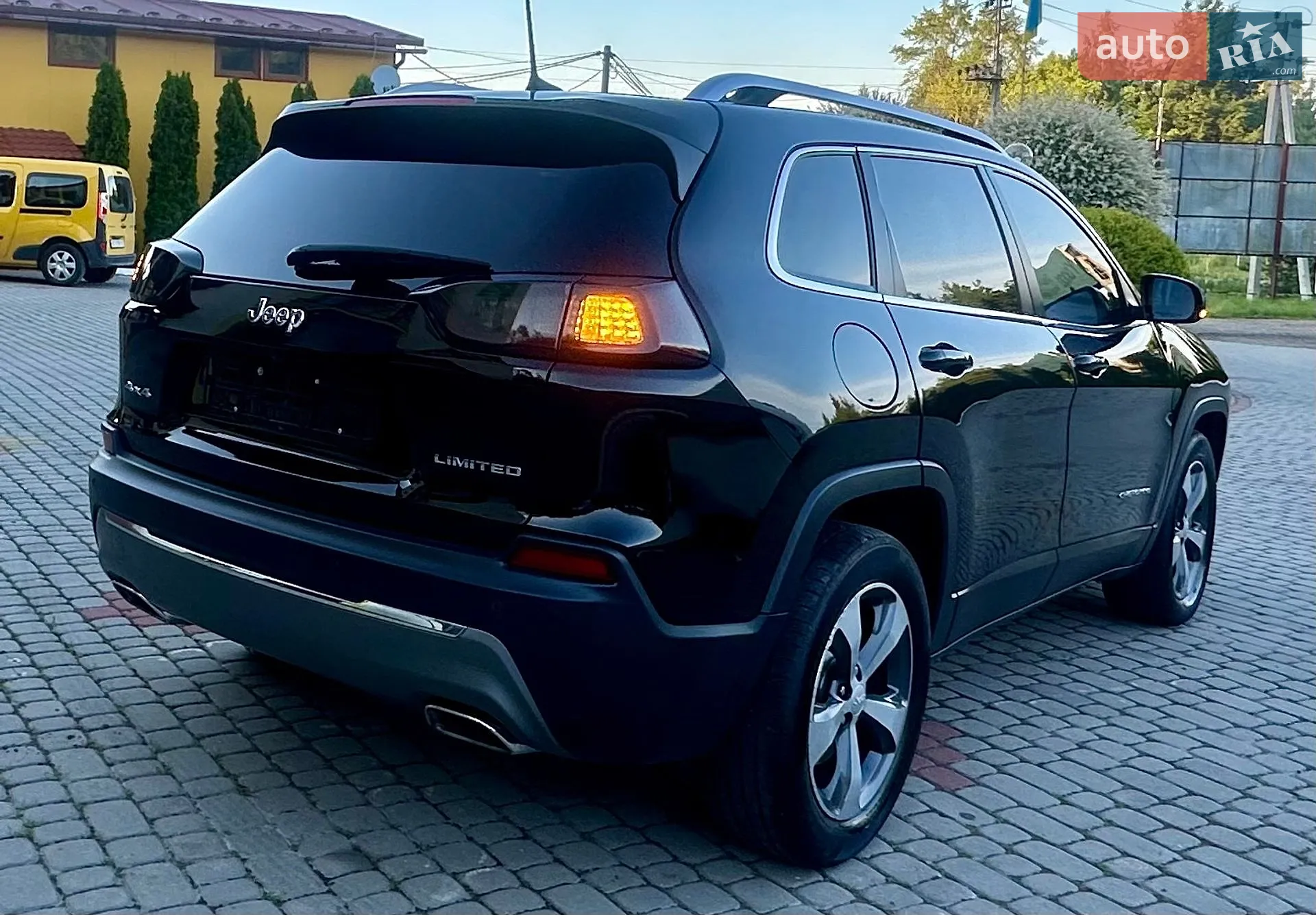 2018 Jeep Cherokee - мініатюра 18