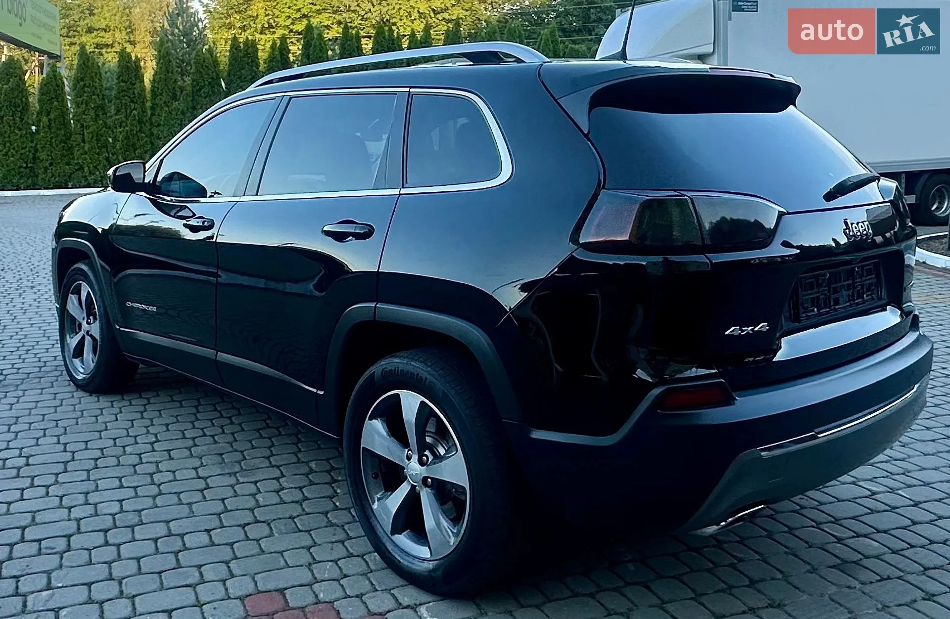 2018 Jeep Cherokee - мініатюра 20