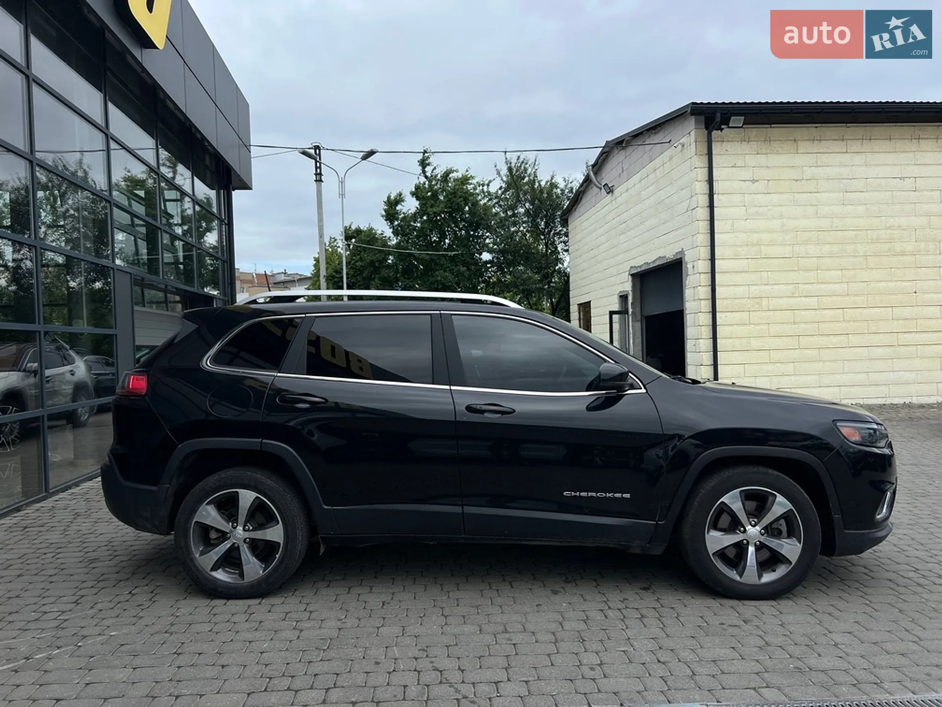2019 Jeep Cherokee - мініатюра 8