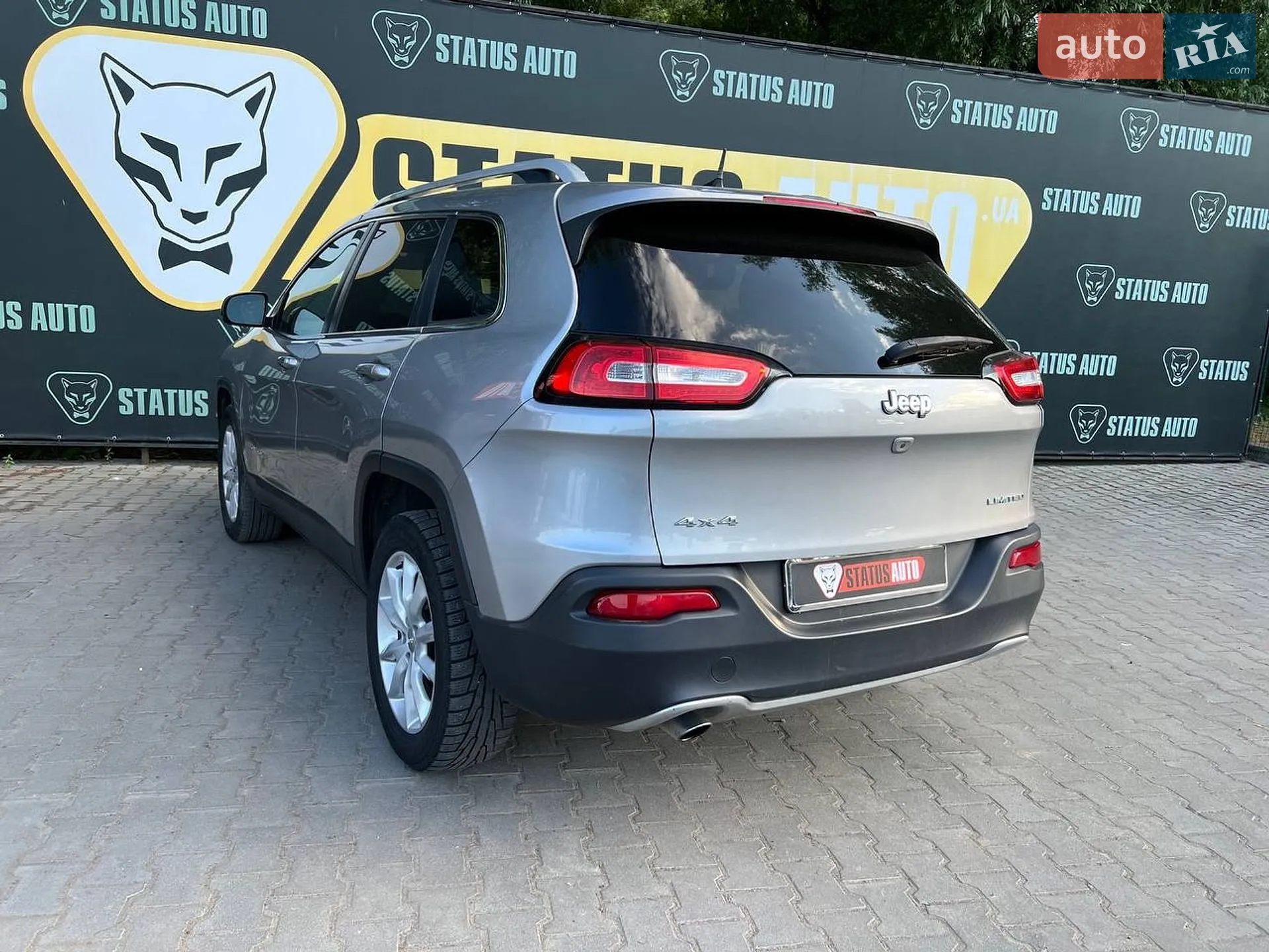 2016 Jeep Cherokee - мініатюра 6