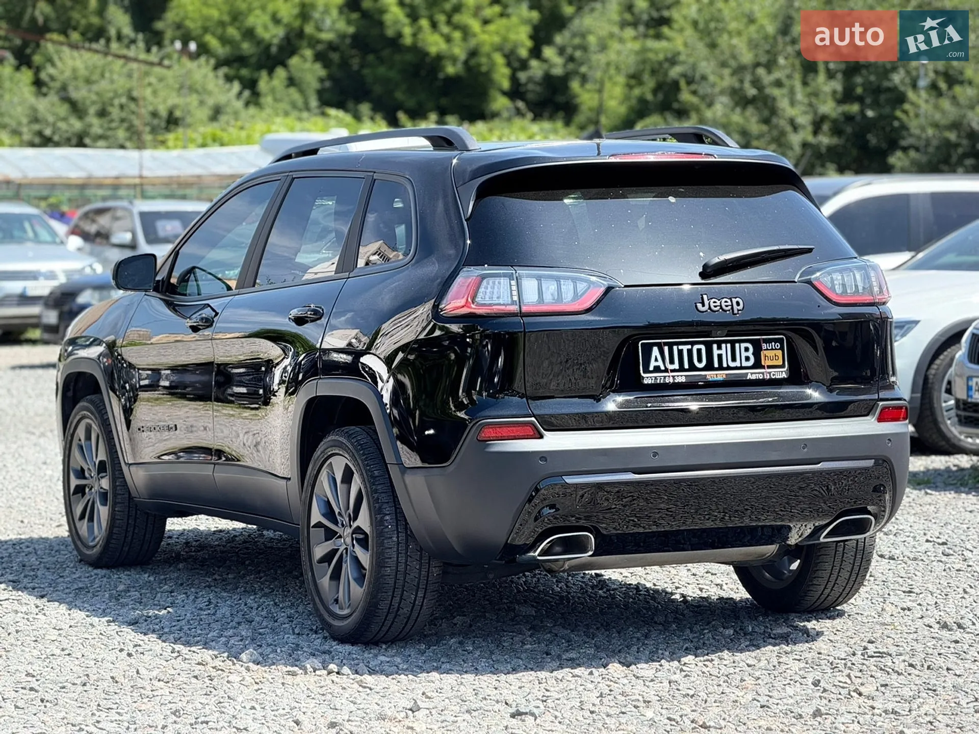 2020 Jeep Cherokee - мініатюра 8