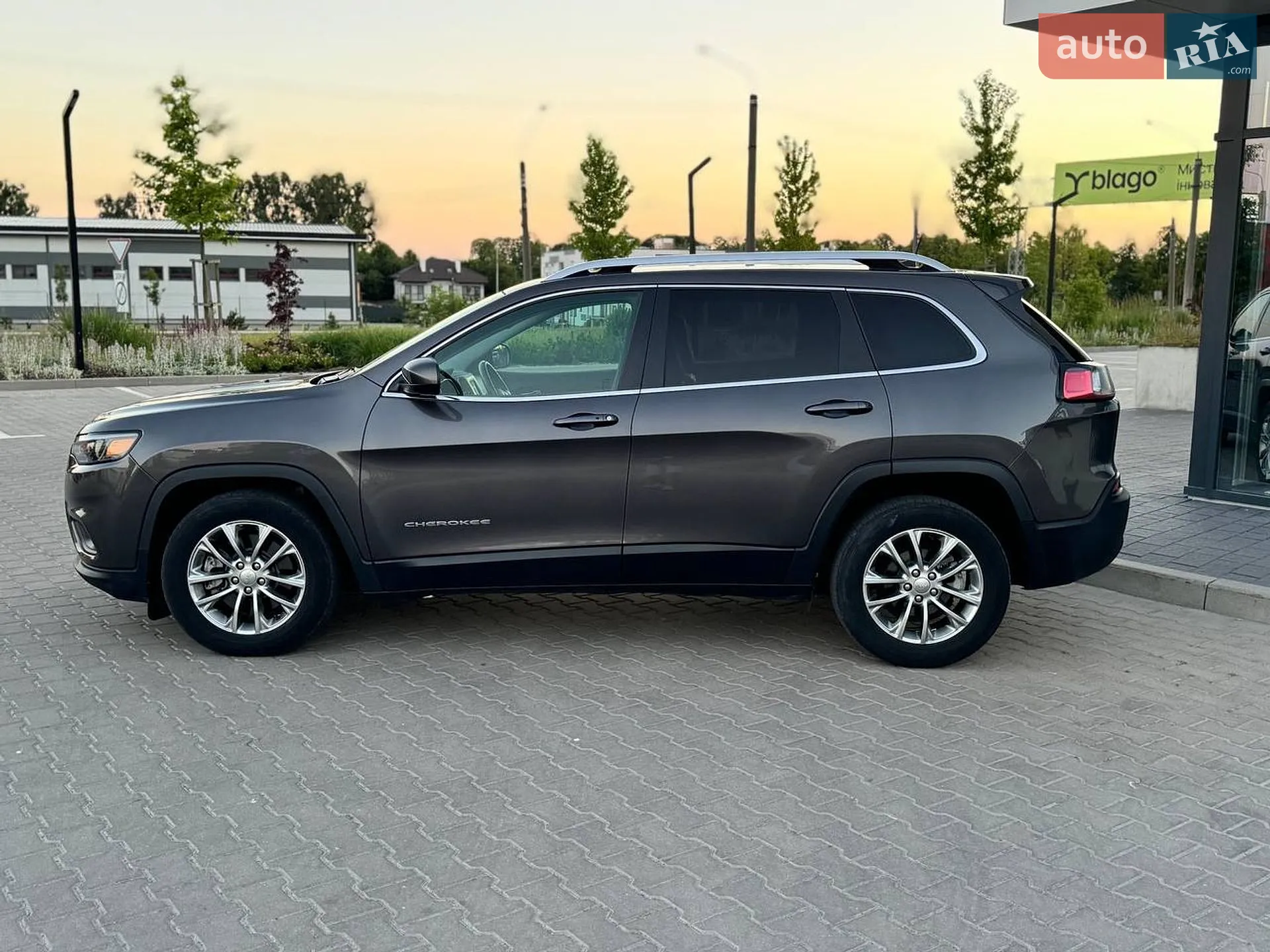 2018 Jeep Cherokee - мініатюра 6